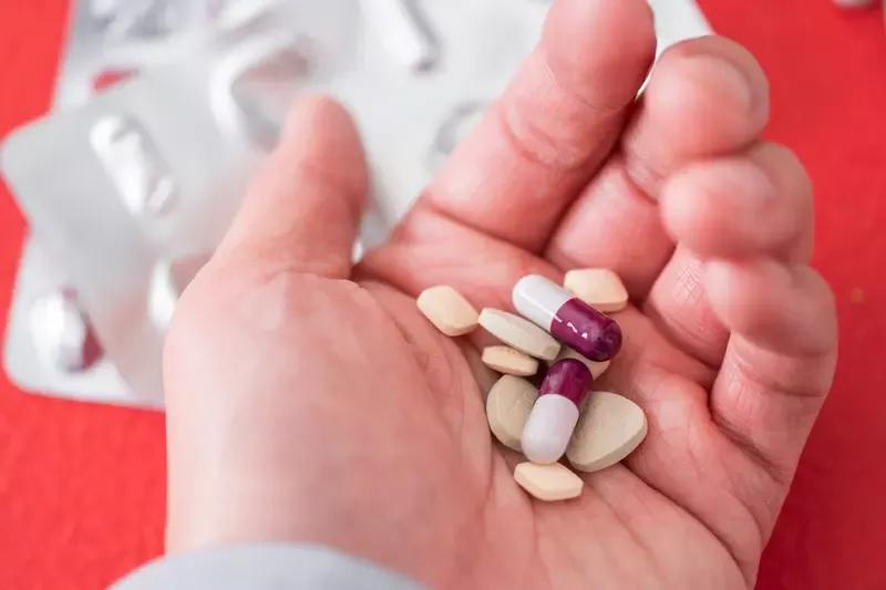 【这两类病，为何永远没有根治药？】西大和东大的医药界的朋友都和我说过一句话：两种