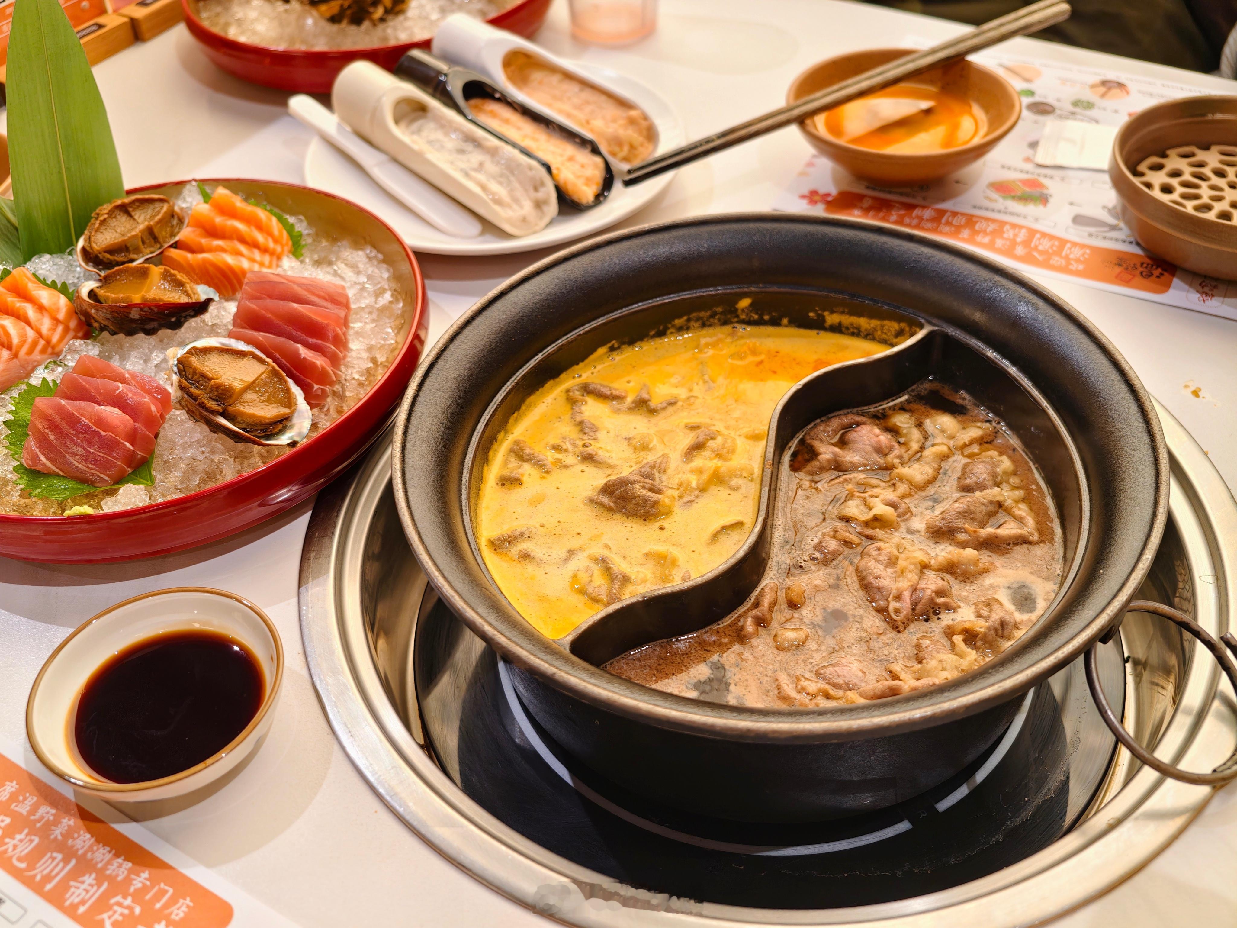 带着儿子和东哥又跑了趟河北，手机依然没找回。不过既然力气已经花了，那就索性炫一顿