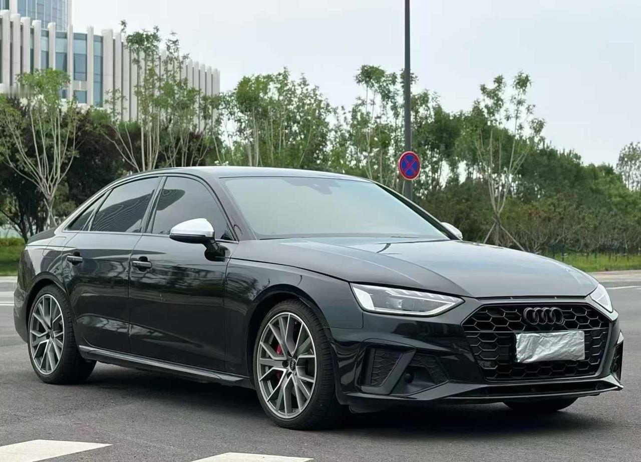 23年奥迪S4 3.0T V6 红内 bo 碳板等等.
性能车 奥迪s4 S4 