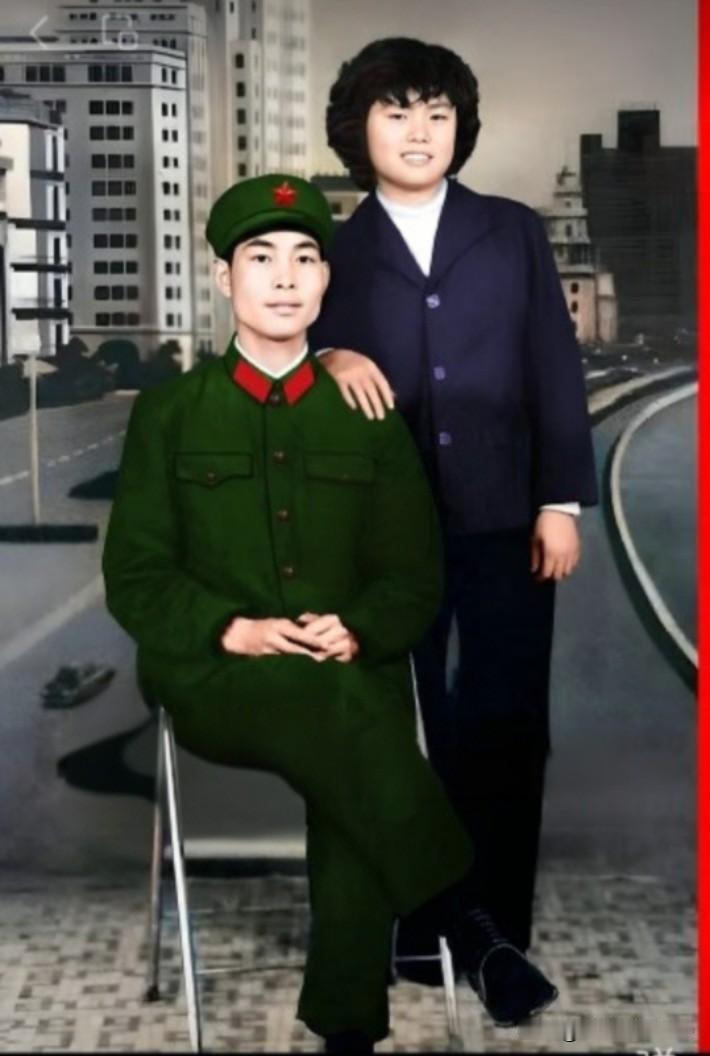 八十年代前，农村女青年都想嫁给当兵的。1980年，我妈林秀执意要嫁给邻村当兵的穷