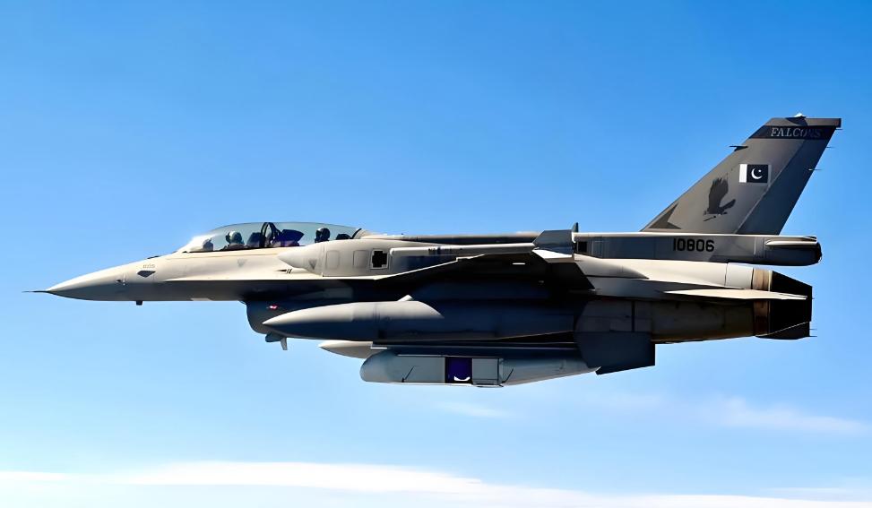 坠毁的“雷鸟”，是美军由盛转衰的标志