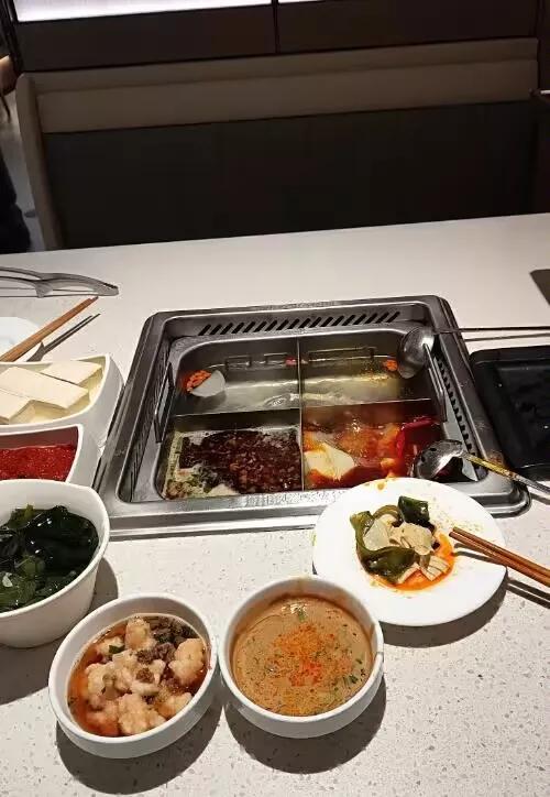 海底捞大学生六九折没办法远程支付了
我真是太佩服我自己了
服务员说这个月开始都不