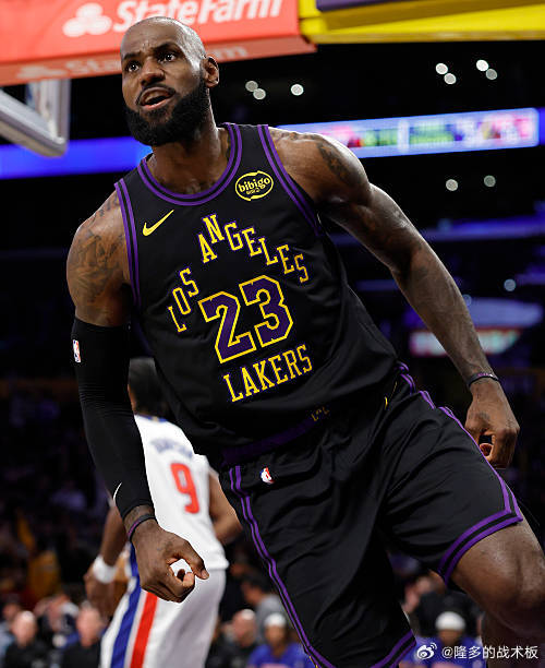 明天重点关注2场比赛:湖人vs活塞，火箭vs公牛 