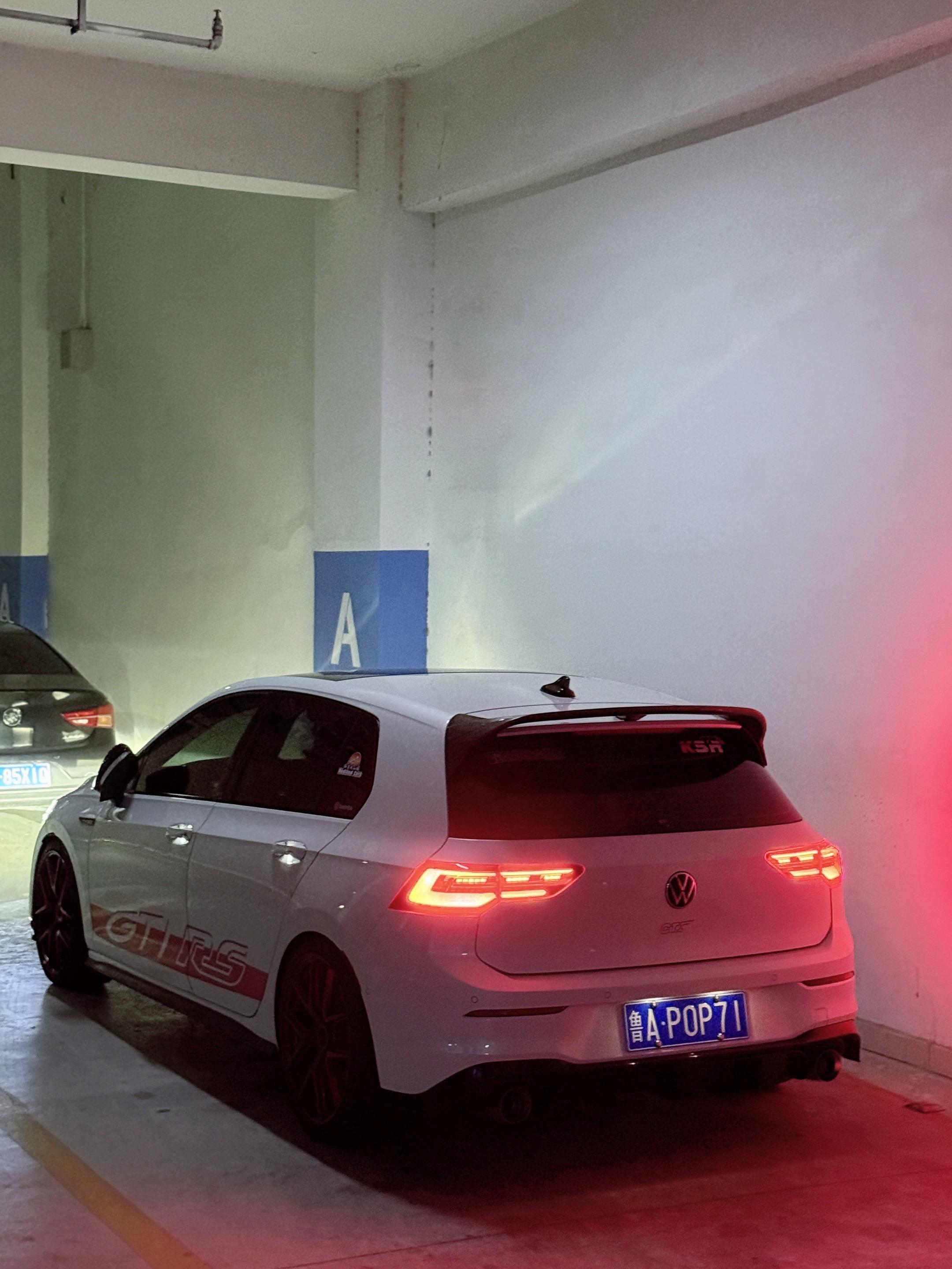 洗车拍照渐渐的成了生活中的一部分