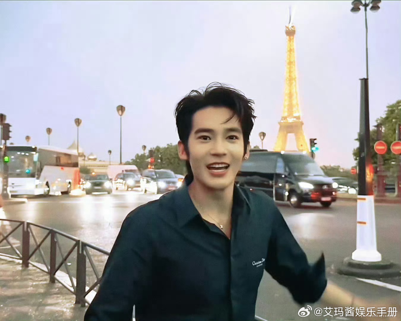 于适 李昀锐巴黎街头图，氛围感拉满[彩虹屁] ​​​