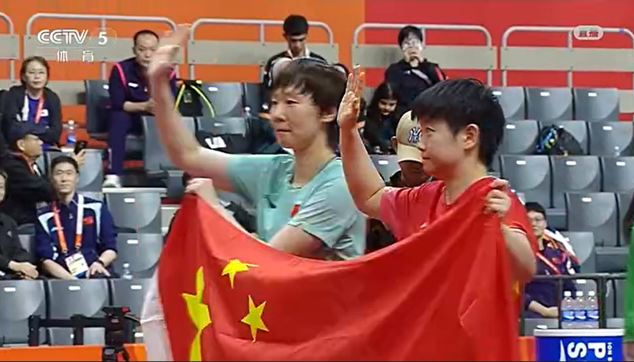 4-2，鳗鱼夺冠！莎莎有点遗憾！看今天晚上海产姐妹之间的对决，我感触良多。
  