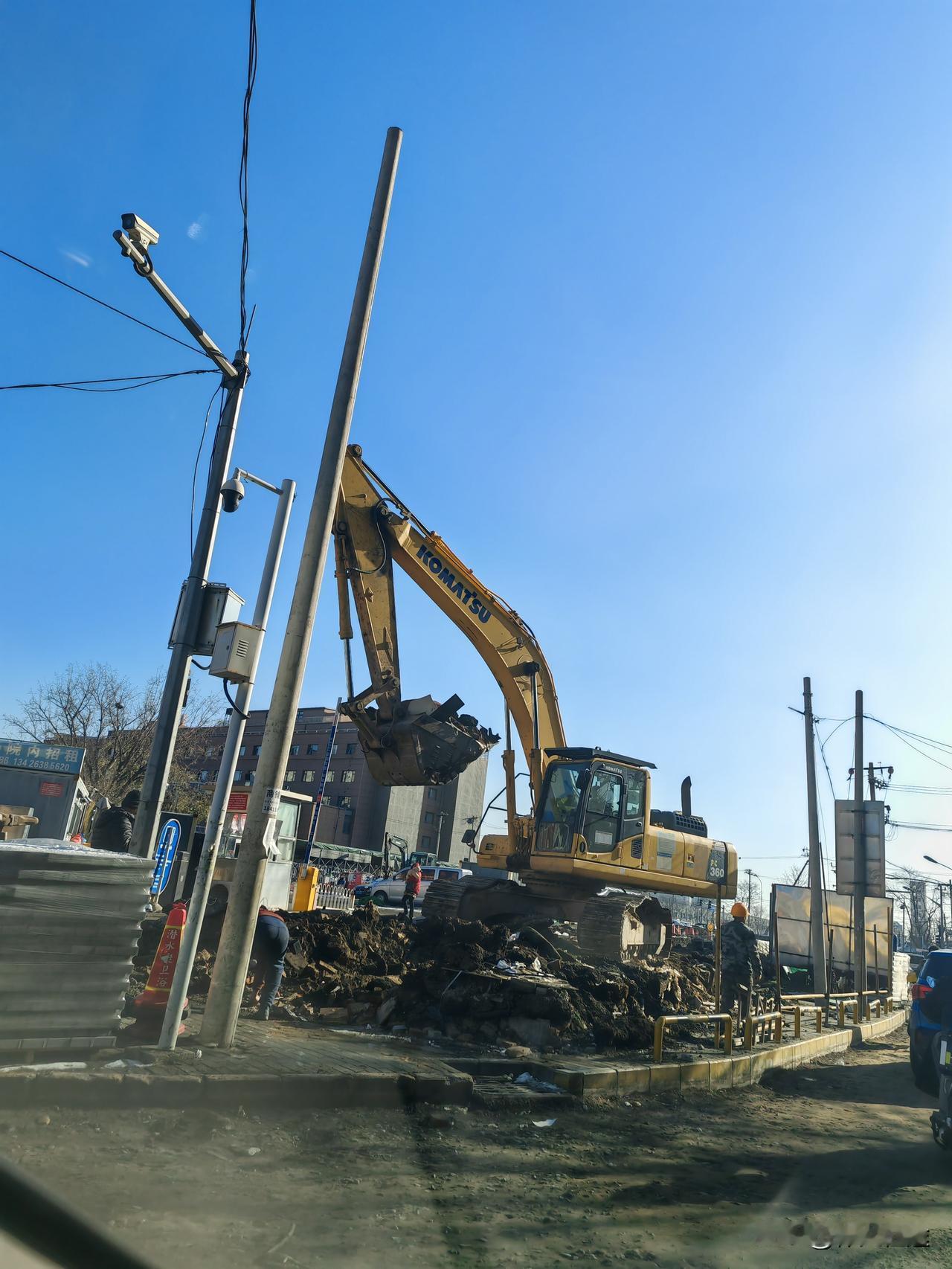 北京市丰台区横一条南段拆违正在火热进行中，期待拆违之后，城市更新改造进程加快，周