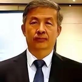 “晚一秒就万劫不复！中国该立刻向 美国 低头，交出发展权才能保命！”很多人现在再