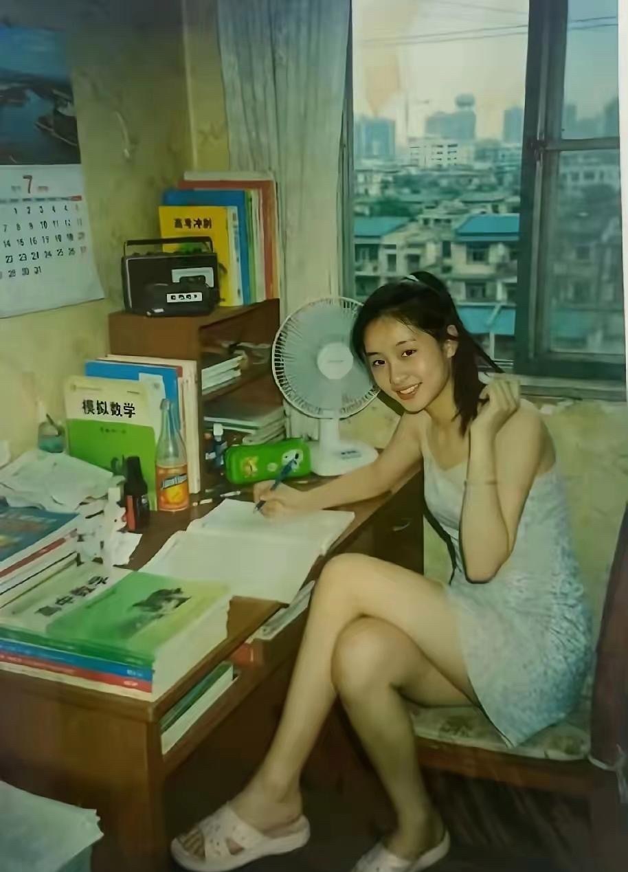 28年前，姐姐高考前的模样。 