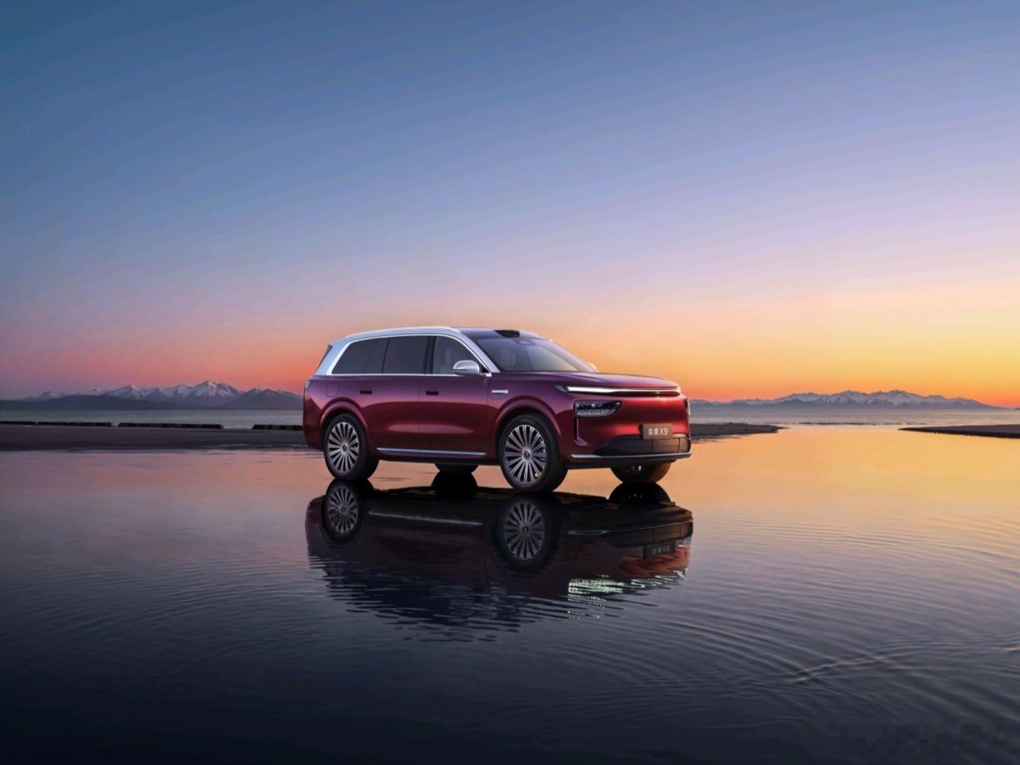 华系旗舰 SUV 现在一个比一个卷，🔆但奕境 X9 这次内饰一放出来，确实有点