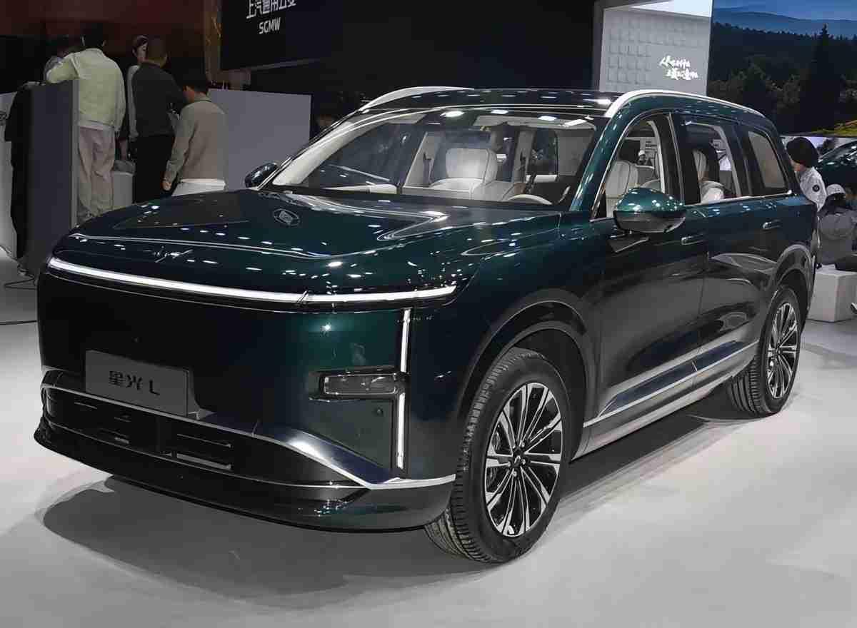 2026年第一季度国产汽车盈利排行榜
1.奇瑞汽车：净利润43.22亿元
2.吉