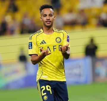 C罗和利雅得 据 albiladdaily吉达联合向利雅得胜利提出了诱人的报价，