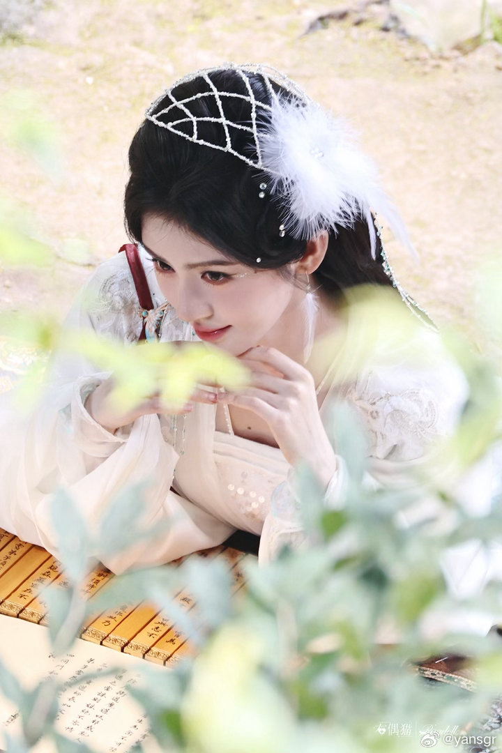 鞠婧祎  jjy鞠婧祎花间令 jjy鞠婧祎杨采薇“在某个不知名的角落许你岁岁平安