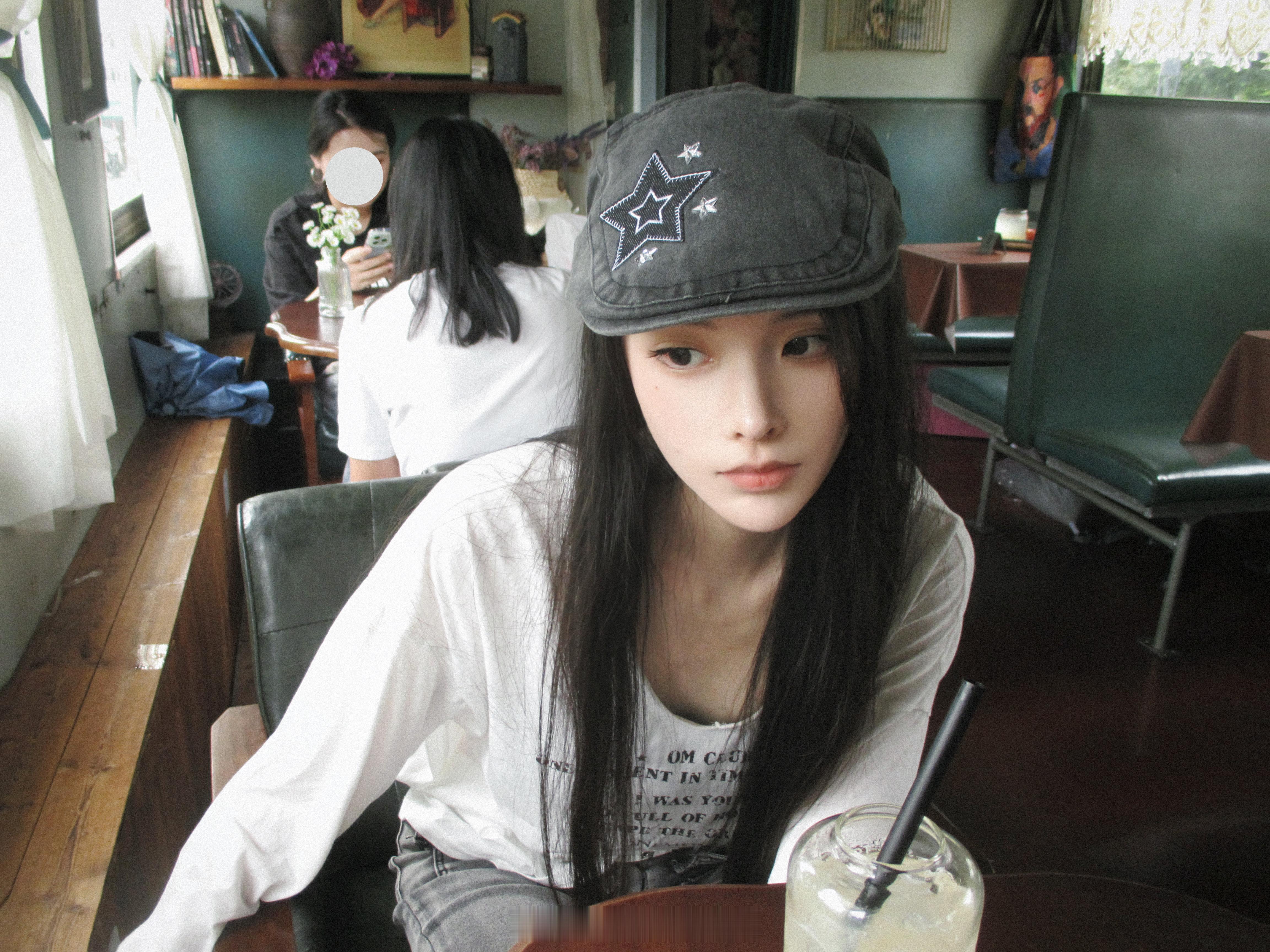 你是我未曾擁有無法捕捉的親暱 ​​​