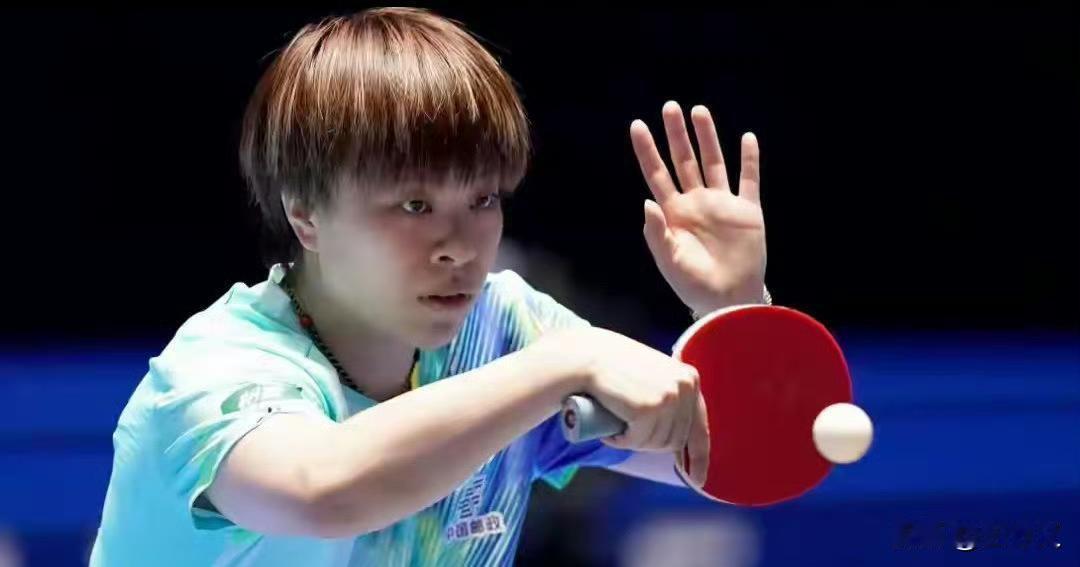 她击败了世界第一，却跨不过日本这道坎。
王艺迪的球拍在中国队内横扫。澳门世界杯，