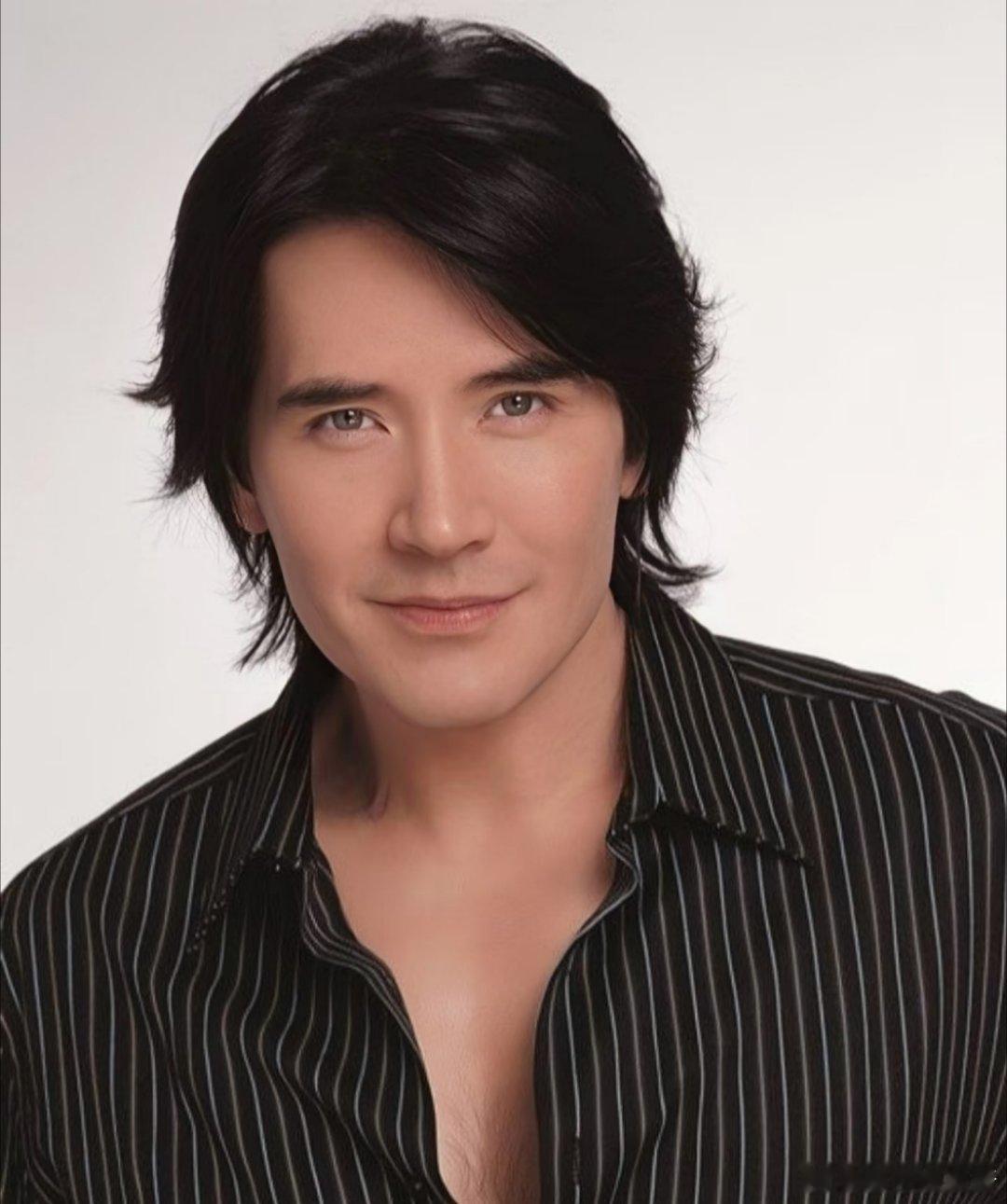 费翔谈在封神拍摄期间的遗憾 一边是热爱的事业，一边是珍贵的亲情，这样的纠结的确很