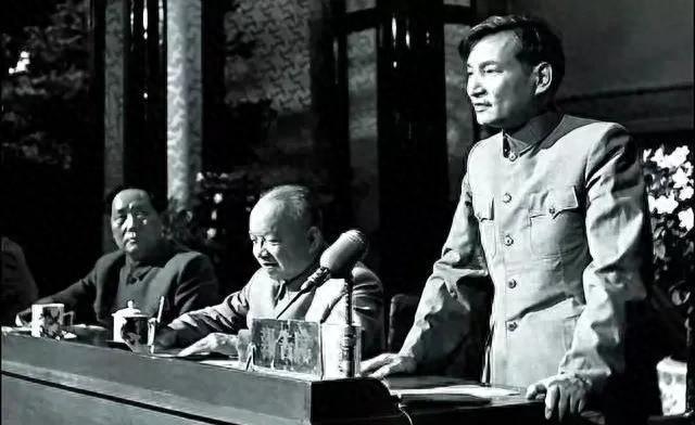 改革开放后首被枪决的县委书记案件揭秘：案发前仍在继续疯狂索贿，如今留下哪些警示？