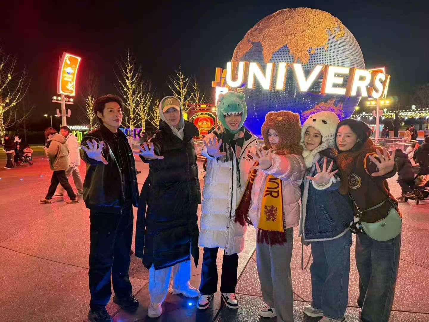 林允春游拍照模板    居然能够给我们分享了这么多的照片了呀，咱就是说林允又发了