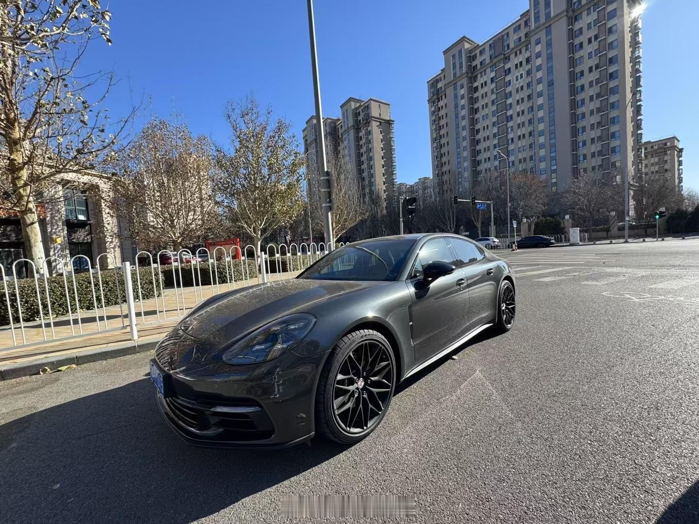 21年保时捷Panamera  5.5万公里！京牌个人一手！有没有心动的[给你小