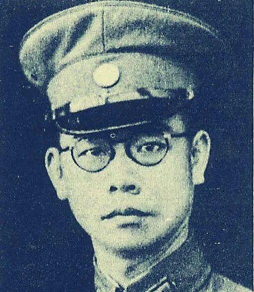 1973年，毛主席说要从军队中选出一名副主席，周总理毫不犹豫说出一个人的名字，毛