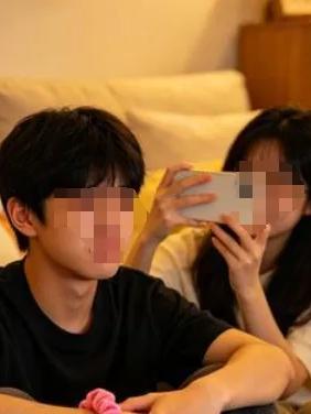 桂林女学生网恋奔现！认识2天就同居，不料遇上6次前科惯犯，财物被洗劫一空
 
广