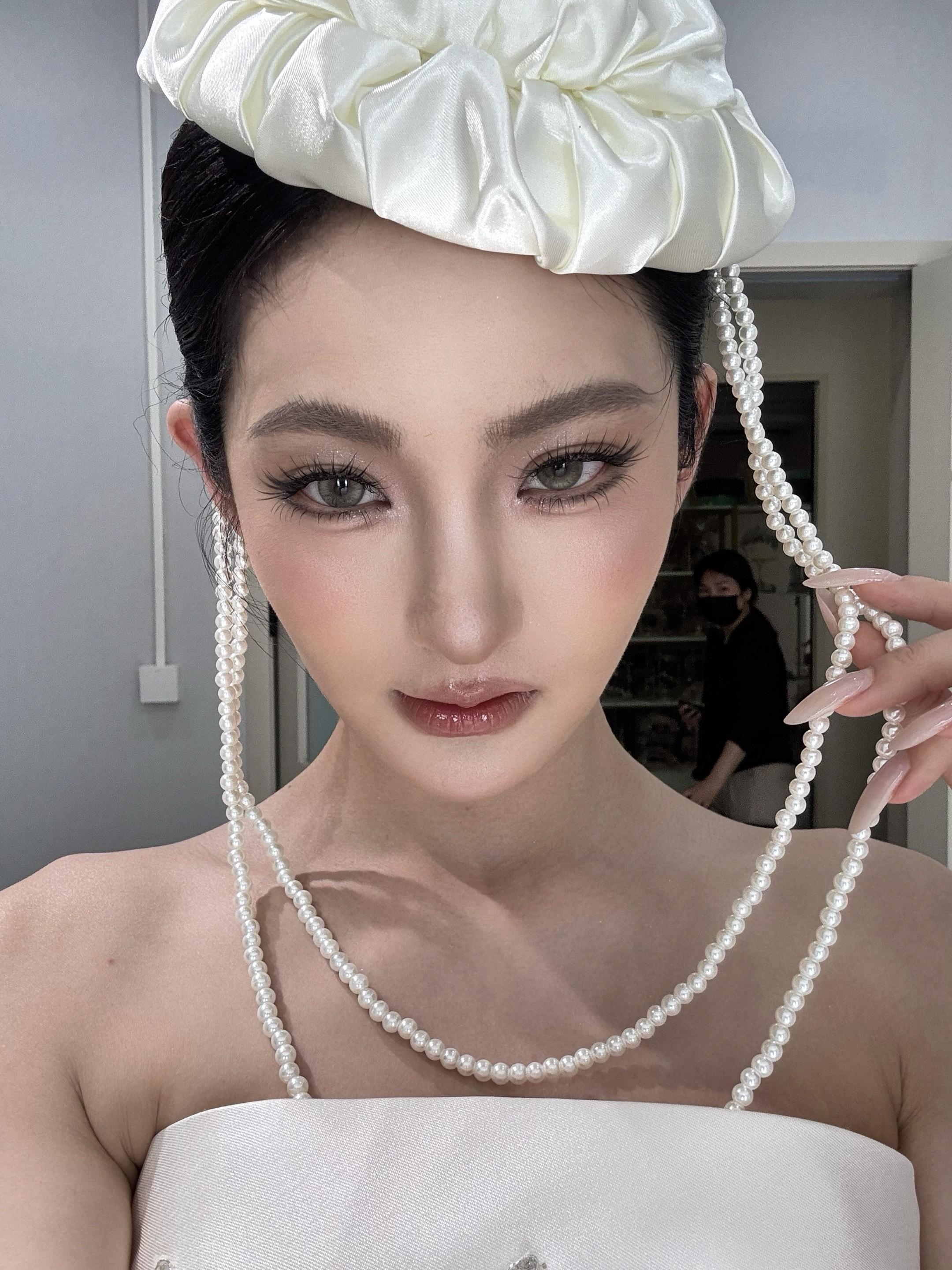 被这个妆面硬控了！