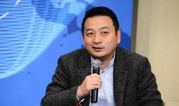 为了鼓励大家多生娃，人口专家梁建章曾提出了一个大胆的方案：一孩家庭每个月补贴 1