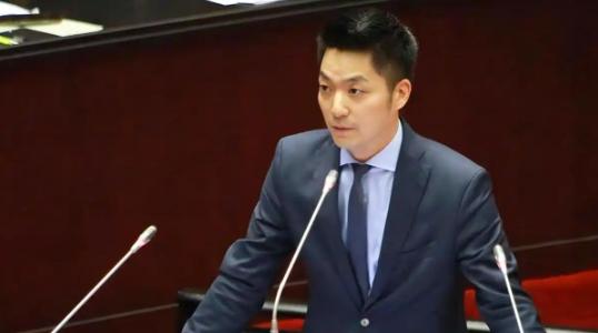 台北市长、蒋介石曾孙蒋万安把态度说得非常明确！面对媒体追问，他当场表态，自己绝不