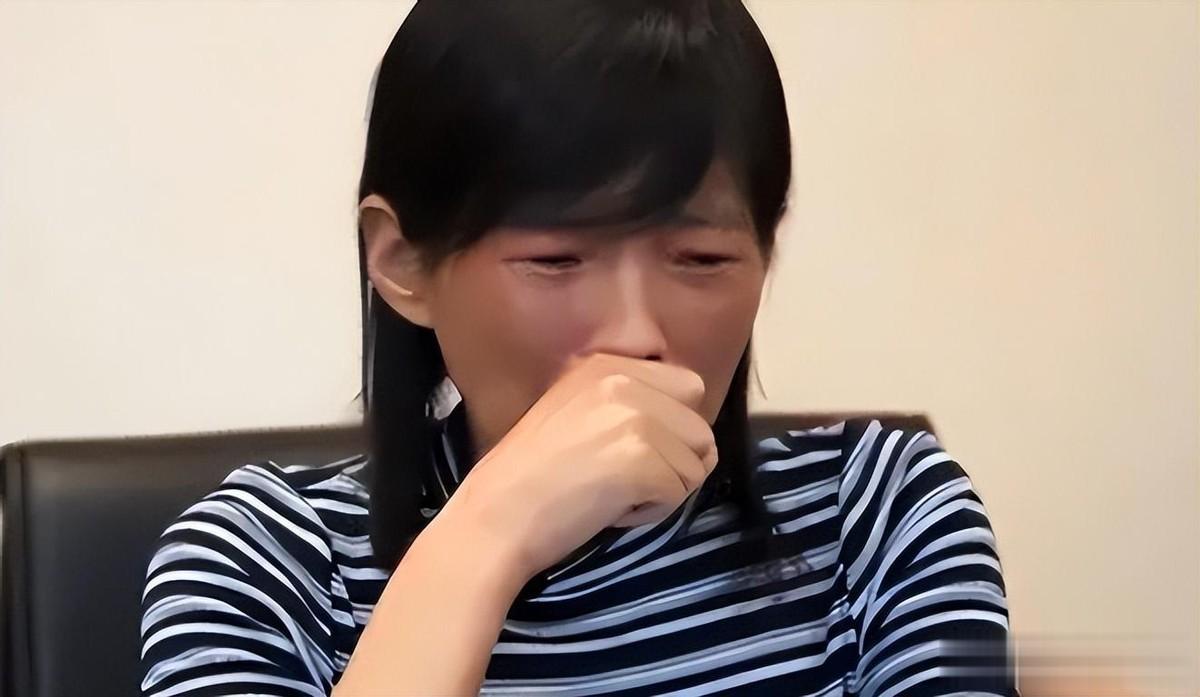 河南女博士杨楠，2015年不幸患上肝癌。在这个危难时刻，身为学院副教授的丈夫却说