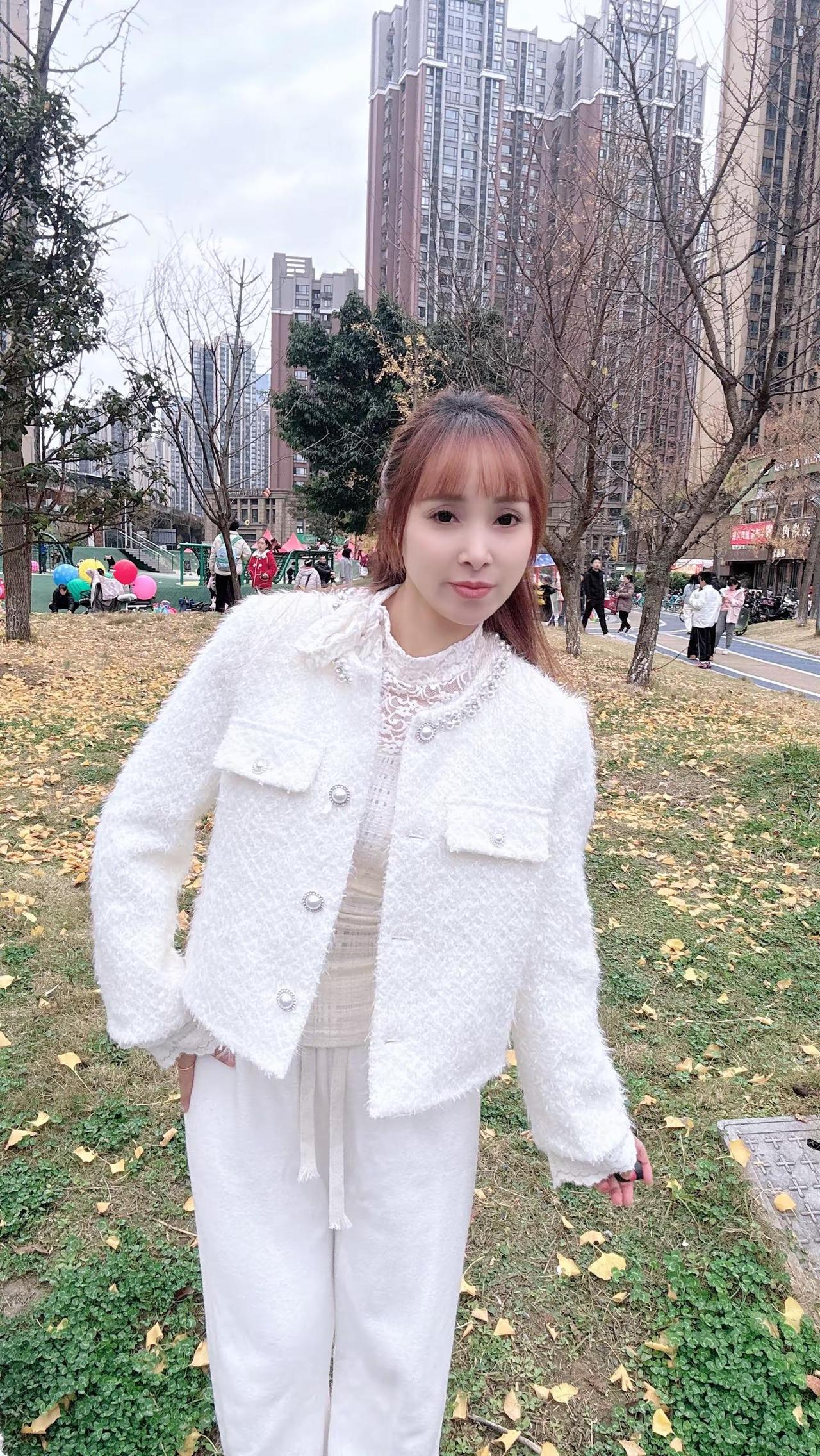 希望下一个遇见的人，适合陪伴，适合结婚，适合生活，是个懂分寸感和边界感的人，是心