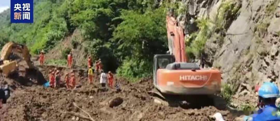 据央视新闻，7日6时56分许，甘肃陇南市宕（tan ）昌县南河镇任藏村发生山体滑