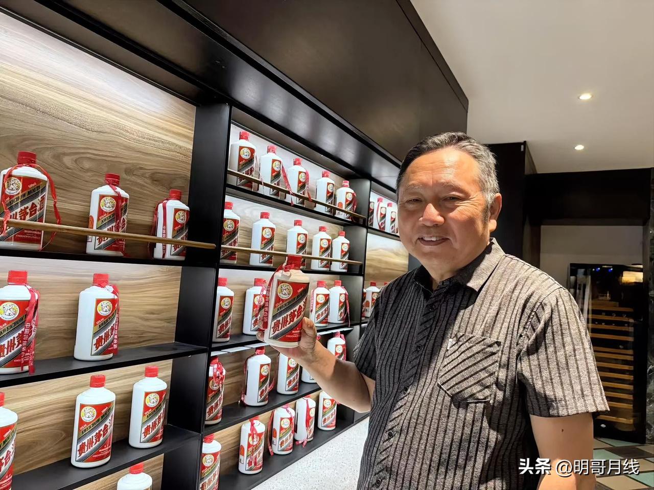 为什么生活衣食无忧人们难展欢颜
 
如今大家的生活衣食无忧、三餐富足，不用再受饥