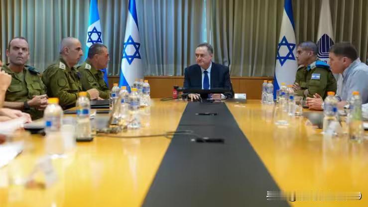 目标地点也已确定，就等美国许可了，以色列已准备好重新与伊朗开战——以色列国防部长