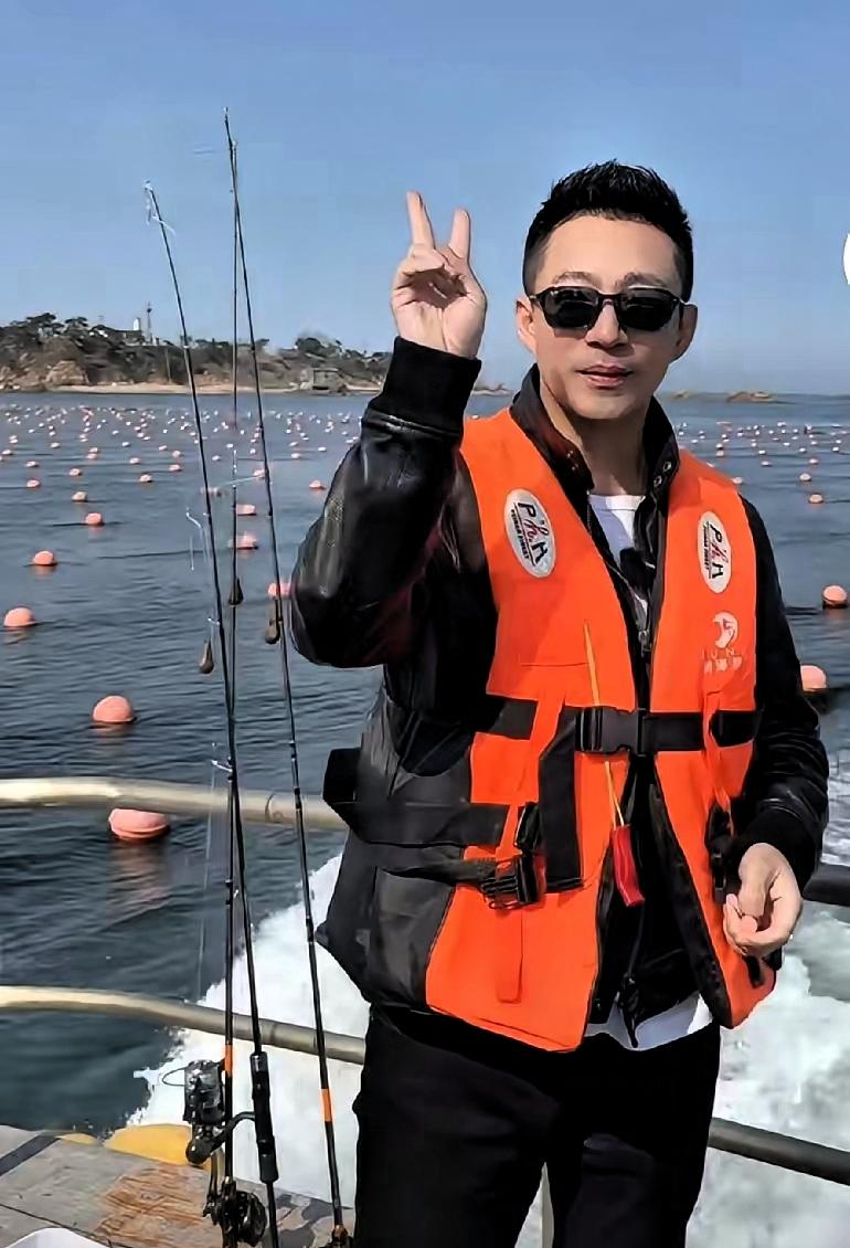 威海看海带面，小菲筱梅日子，大家都在看
明天就在威海荣成，爱莲湾那边，一个新品发