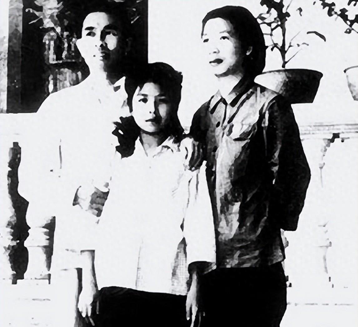 1992年陶斯亮与李讷暌违二十年再度相逢，陶斯亮坦言当年的误会，其实是李讷当初做