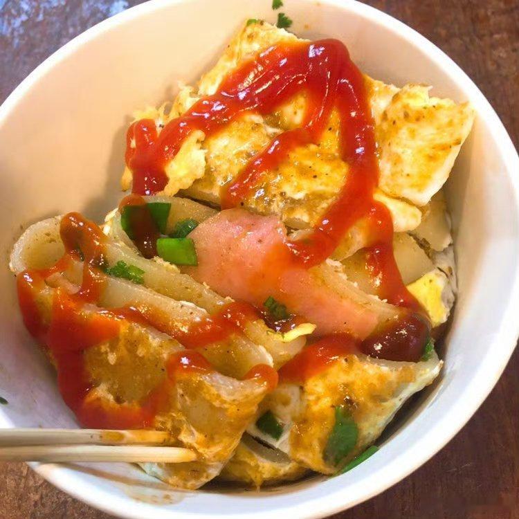 馋师 早上好呀，又是炎热的一天，大家注意防暑降温，记得好好吃早饭呀 