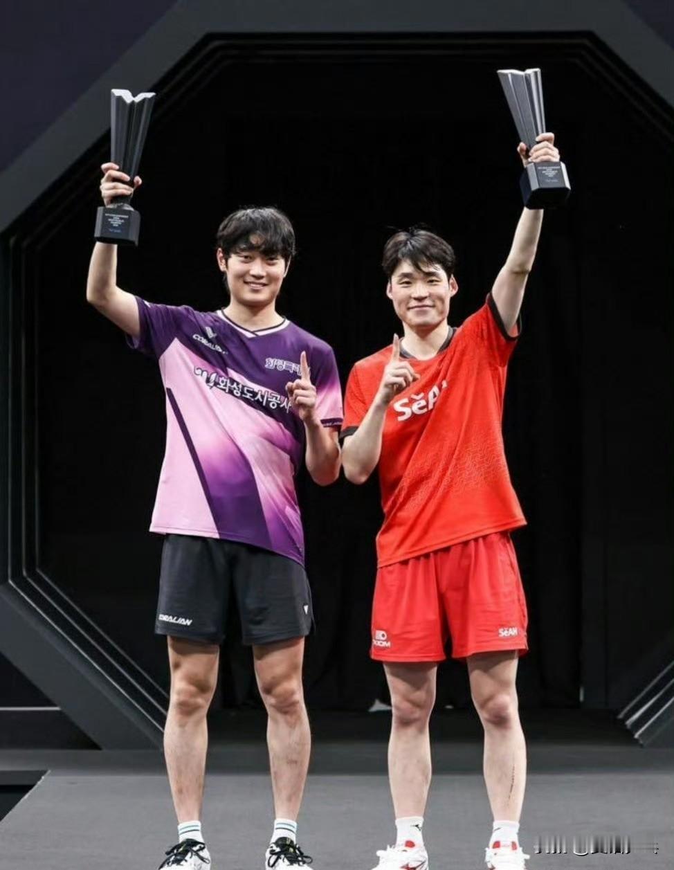 【韩媒】张禹珍补强反手短板，新年斩获佳绩：郑荣植与千敏赫教练建议我，优先考虑防守