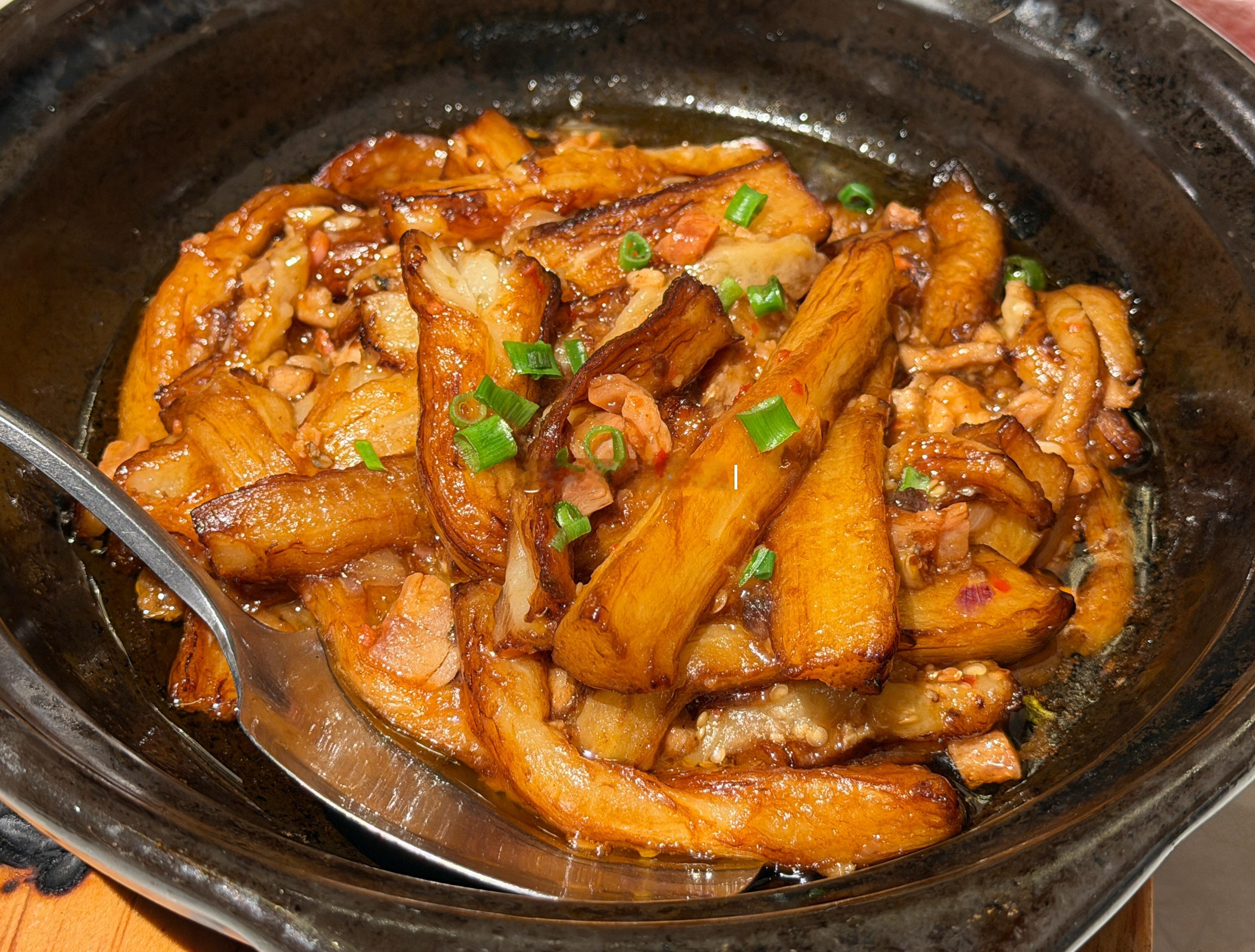 超级忙碌的一天结束啦，好好吃顿饭大家都辛苦啦梦想家ALI 北京·老有酒家