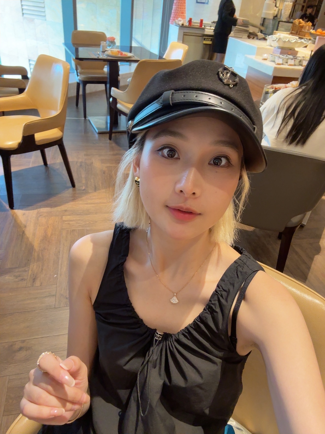 恰饭恰饭 坐等发布会咯乐道l90蔚来乐道l90大三排suv空间奇迹乐道  ​​​