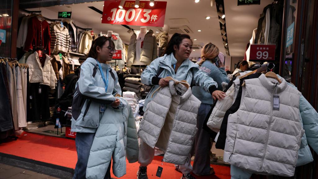 国家想尽办法提振内需，扩大消费，可是老百姓为什么不敢消费？
近年来，国家出台一系