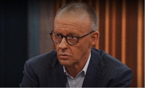 特朗普就随便放了两句狠话，之前还被吹成“欧洲最能拿捏特朗普”的德国总理默茨，立马