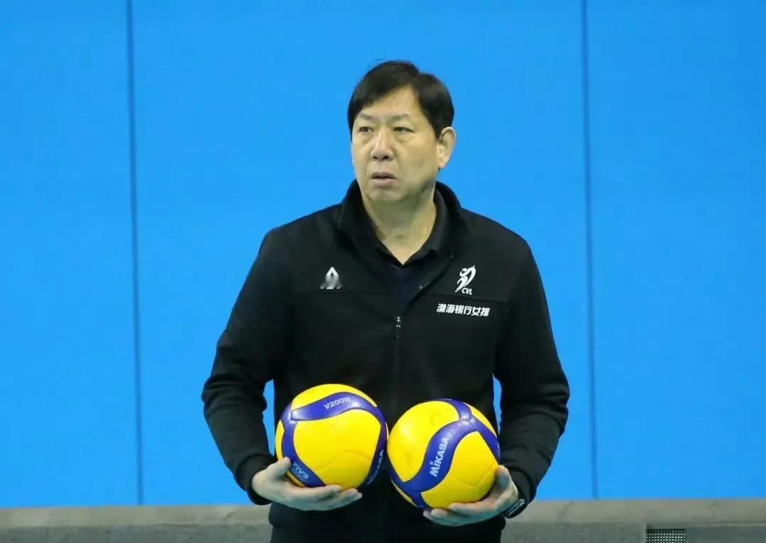 [奋斗]天津女排训练这架势，决赛应该不会有第五场了！
2月3日15：30，女排联