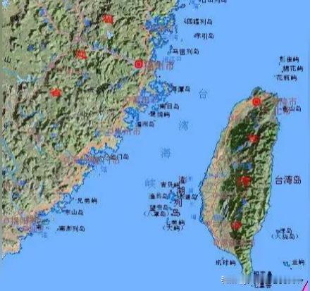 老人都说；吃了冬至饭，巧女多做一根线，意思是说；天，一天比一天长了。

普通中国