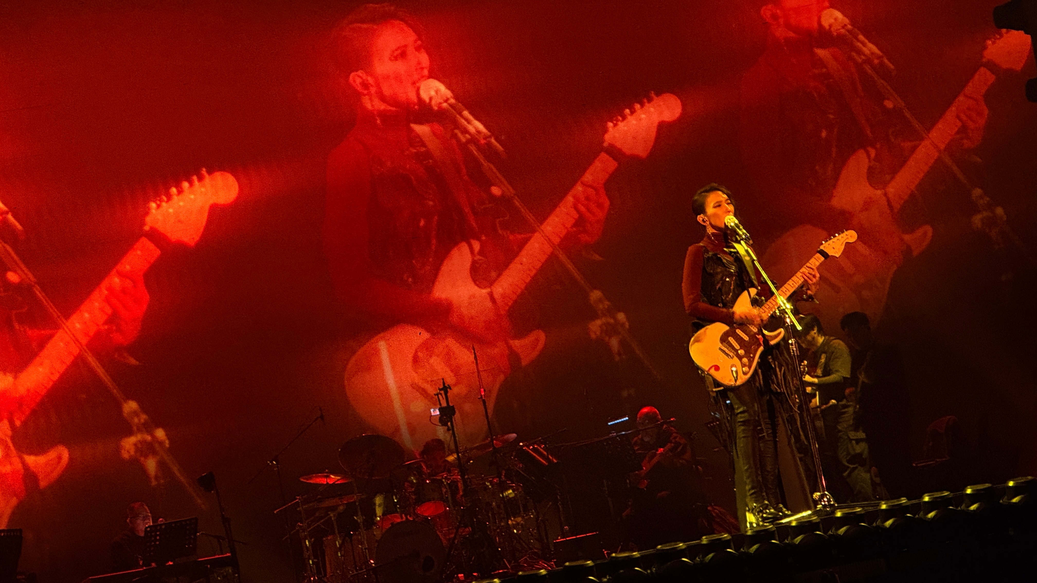 2025/12/27 戴佩妮「双生火焰」巡回演唱会成都站非常精彩的演唱会，360