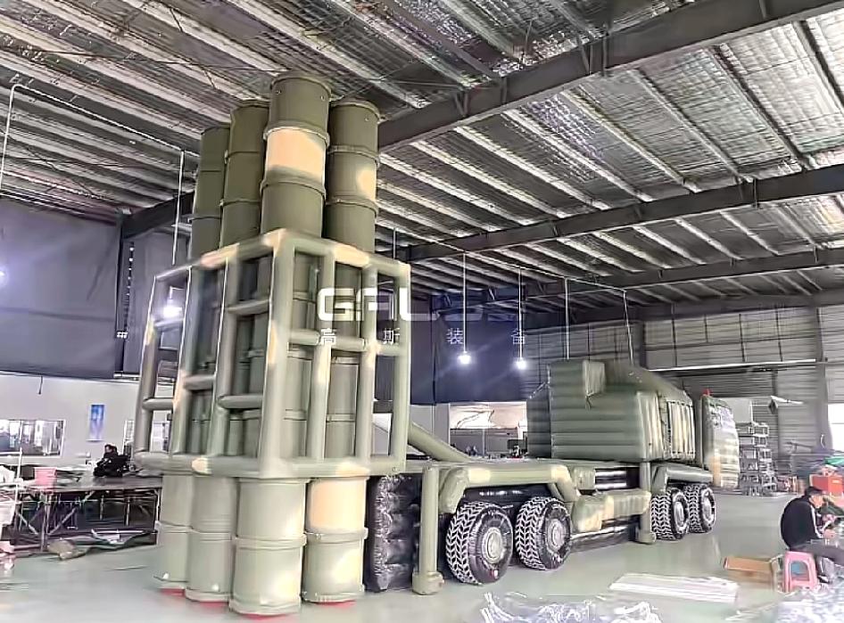 美国、以色列和伊朗在中东地区打起来后，看到有一家做仿真充气导弹发射车、坦克的公司