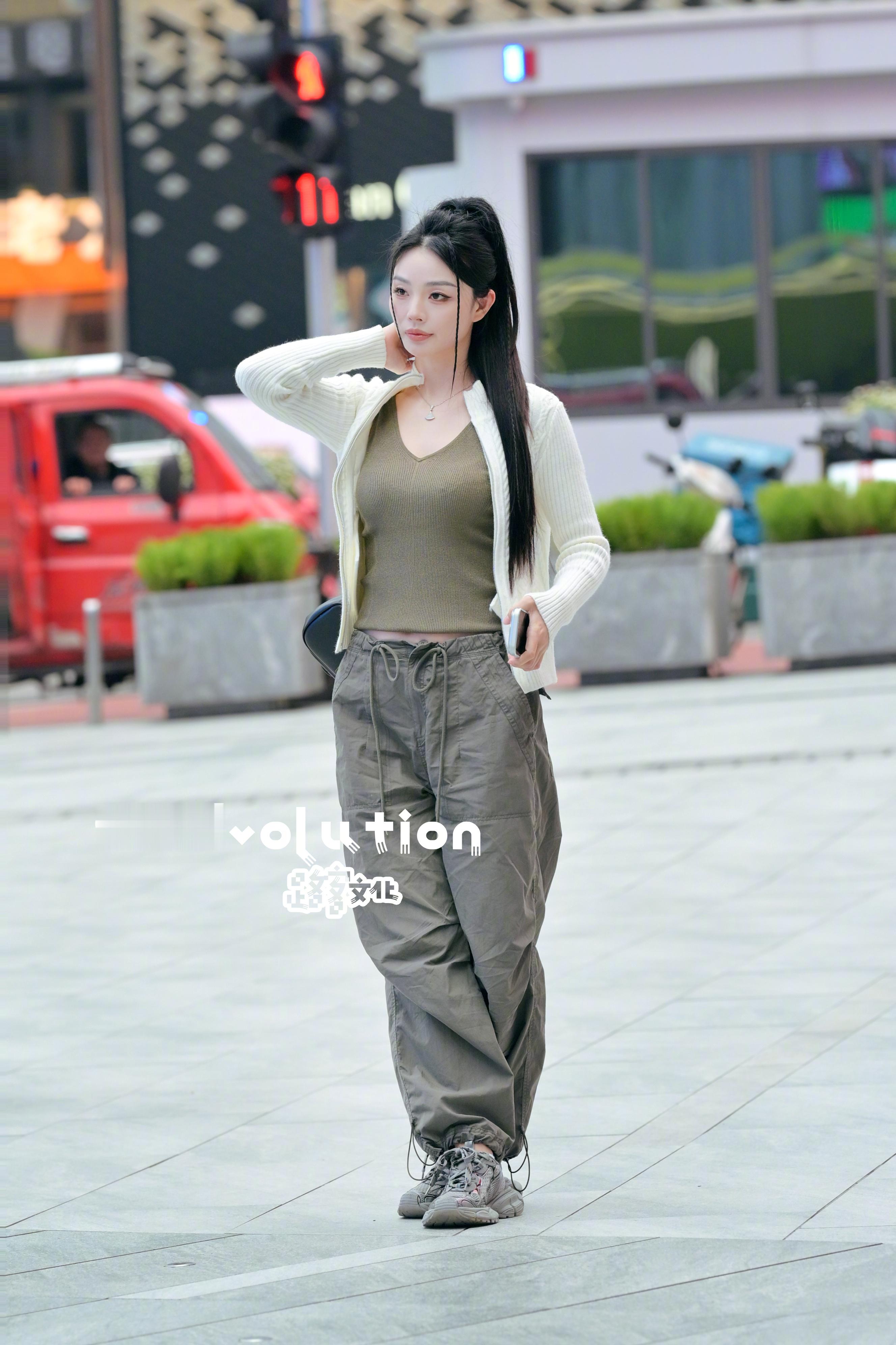 正面全身再来一张 