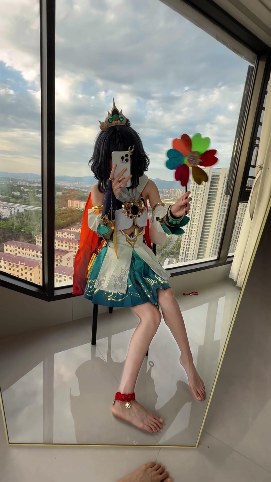 春日宜cos崩坏星穹铁道云璃

春日宜cos崩坏星穹铁道云璃