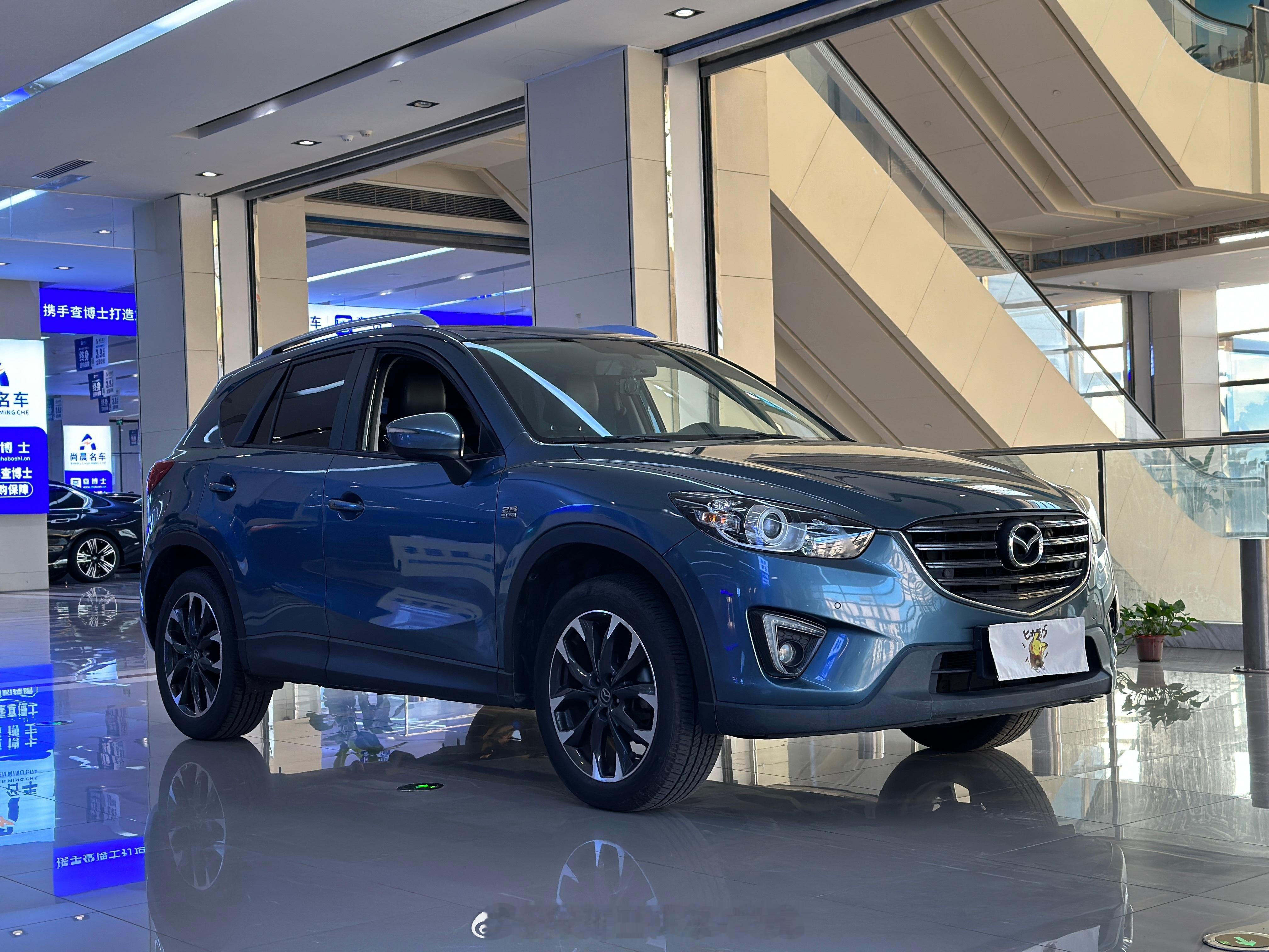 开马自达 能发达！2016年上牌 2.5四驱尊崇版本CX5行驶8.5万公里 一手