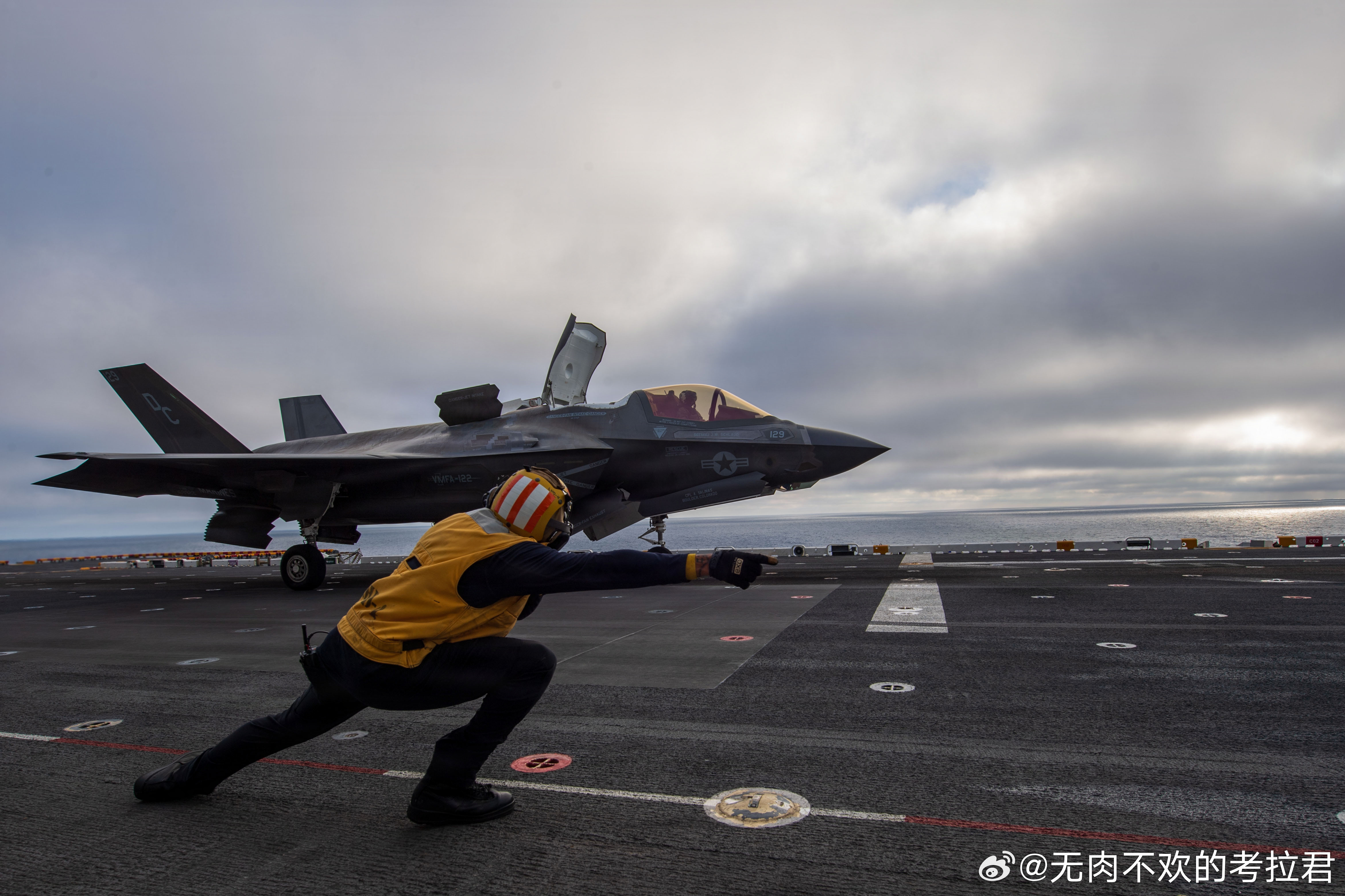 2026年3月21日，USS Boxer (LHD 4) 