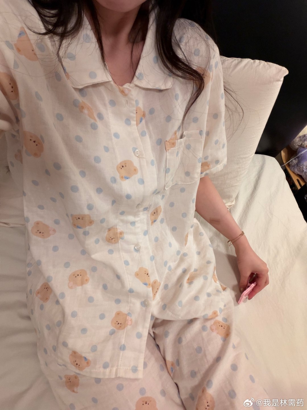 我最喜欢这种宝宝棉纱面料了。。！越洗越舒服 